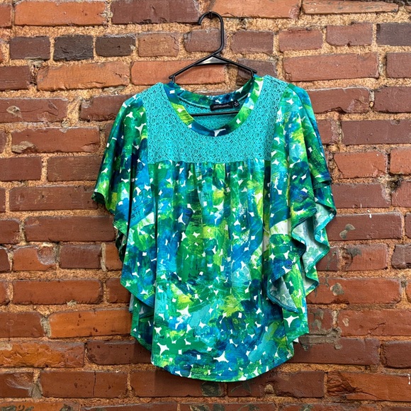 Y2K Green & Blue Flowy Flutter Layer Sleeve Rounded Neckline Blouse Size Small - Picture 1 of 5